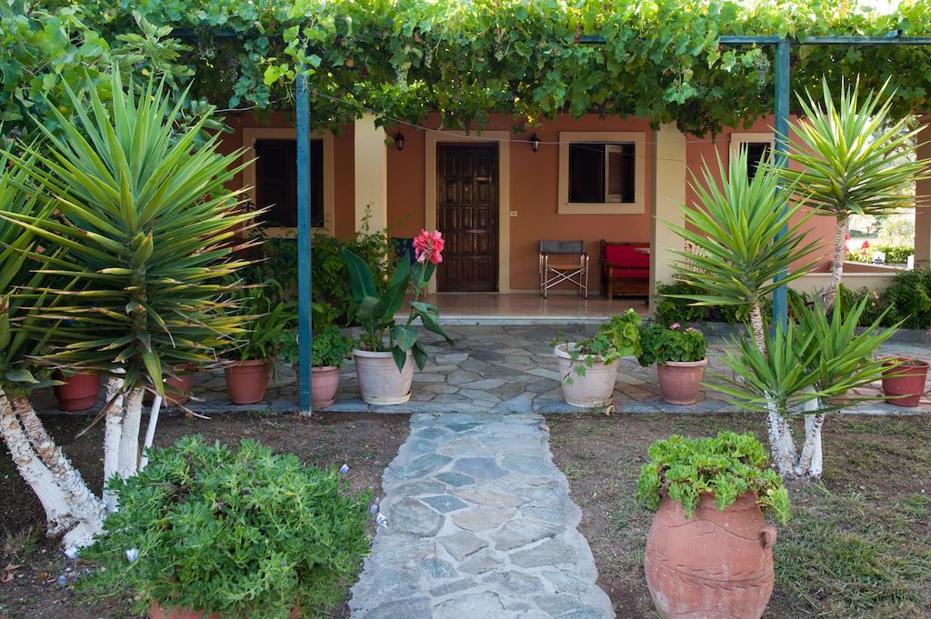 Helena Apartments & Villas Sidárion Exterior foto